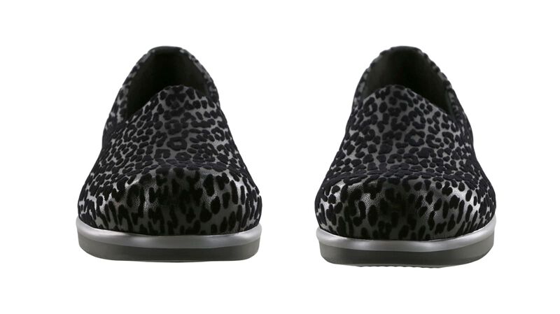 Bliss Black Leopard Pair Front View