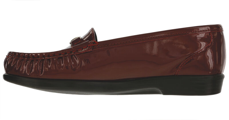 Metro Garnet Right Side View