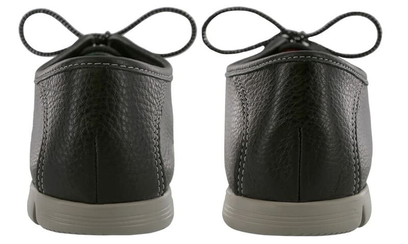 Breezy Black Pair Rear View
