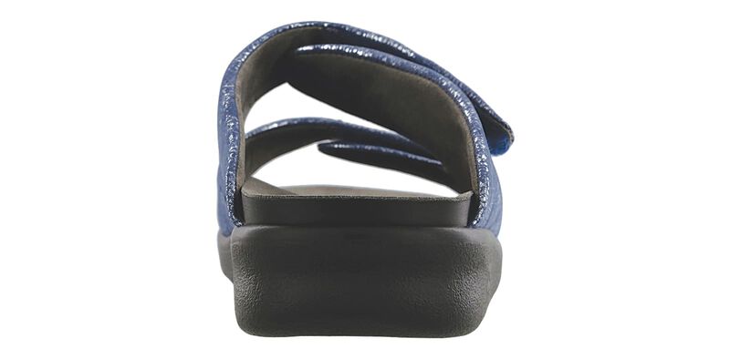 Cozy Silver Blue Right Rear View
