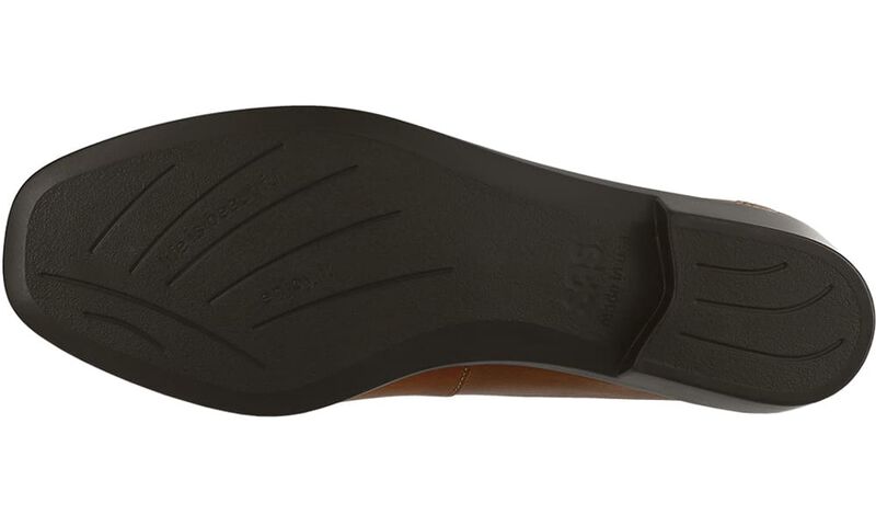 Penny J Chestnut Left Sole View
