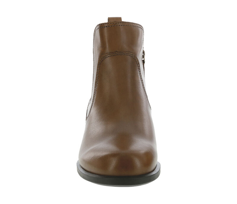 Mojo Dusky Brown Right Front View