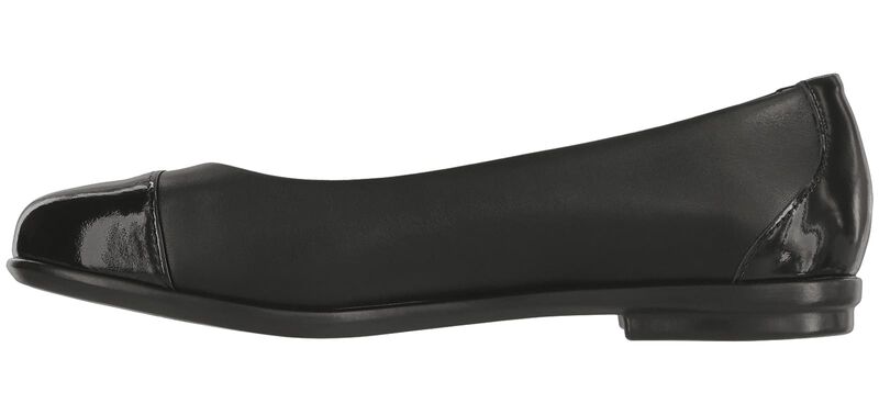 Scenic Black-Black Patent Right Side View