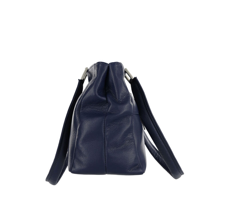 This handbag looks so good in leather! Thoughts? #diane