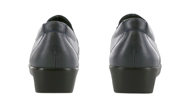 Dream Navy Pair Rear View