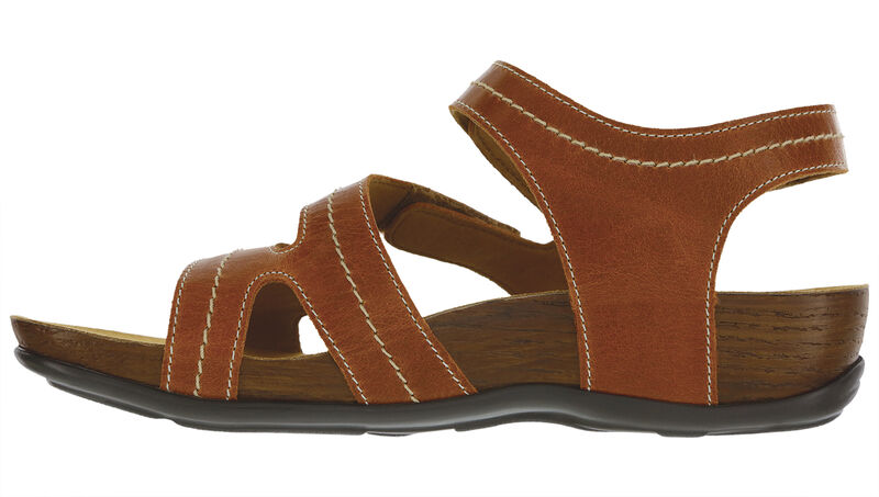 Swerve Chestnut Left View