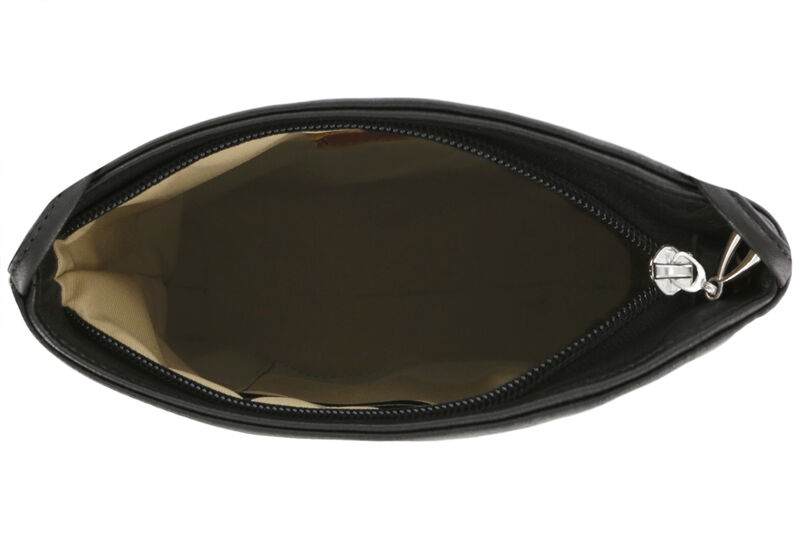 Darla Black Open View 1