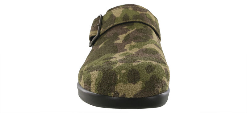 Clog Camo Front View