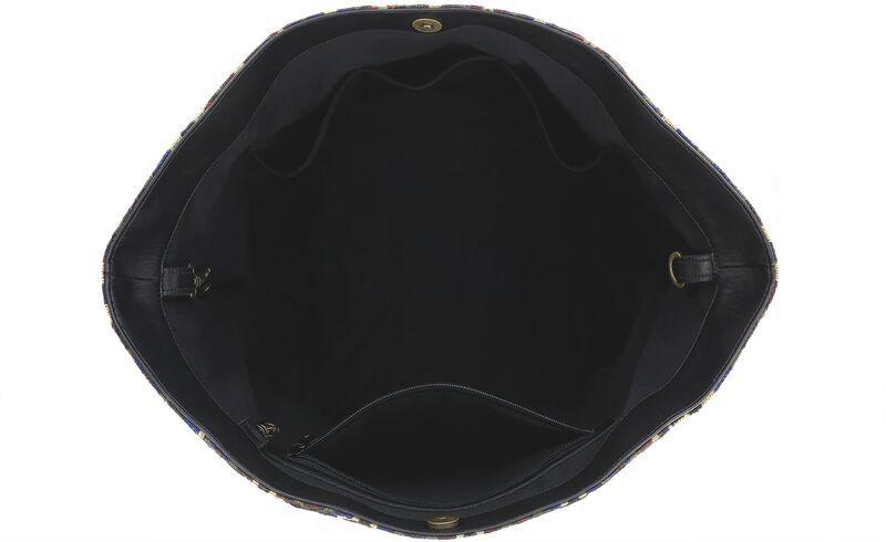 Faye LTD Santa Fe Inside View 2