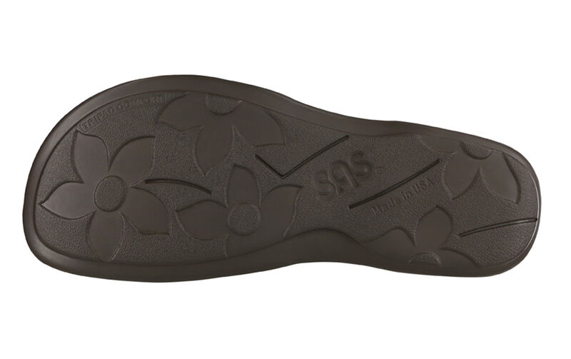 Pampa Black Left Sole View