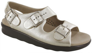 Relaxed Heel Strap Sandal