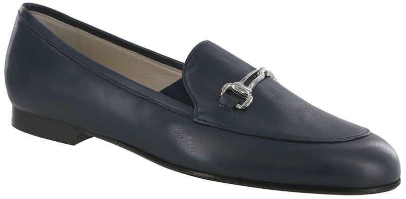 Linette II Right .75 View