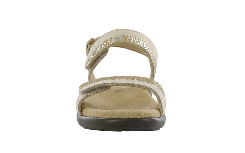 Nudu Golden Right Front View