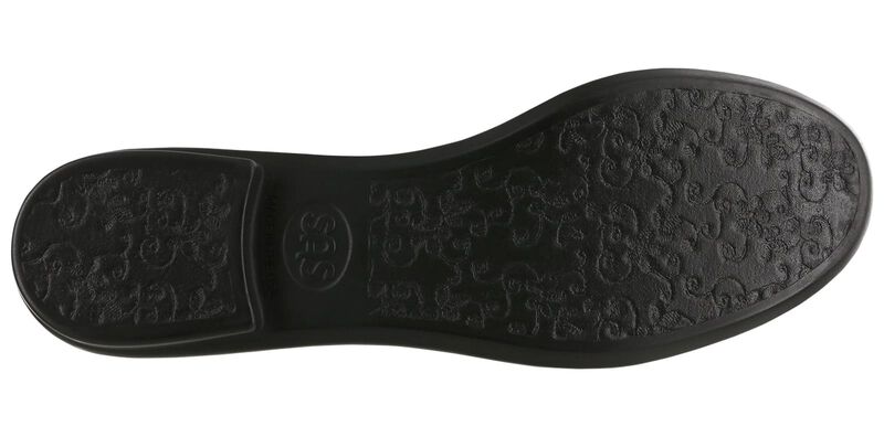 Scenic Scarlett Red Left Sole View