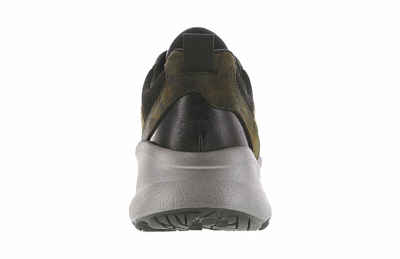 Low Country-Y Night Camo Rear View