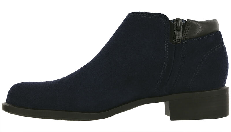 Bethany Blue Moon/ Black Left View