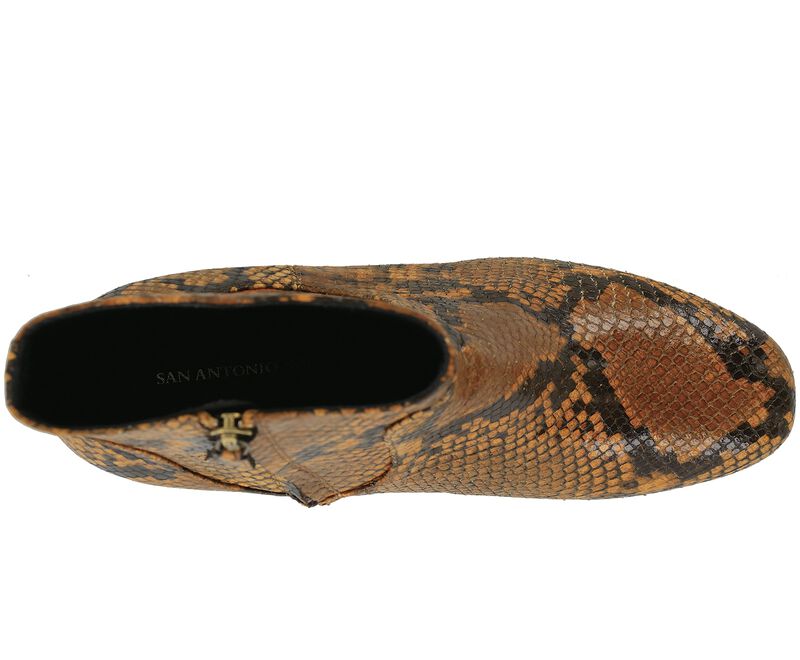 Simi LX Acorn Top View