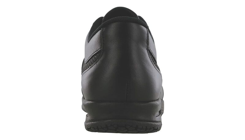 Reverie Black Right Rear View