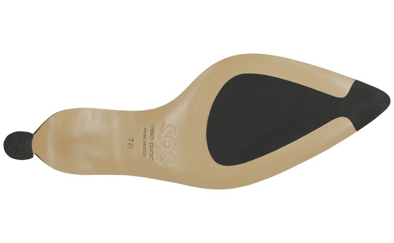Moxie Multisnake Black Left Sole View
