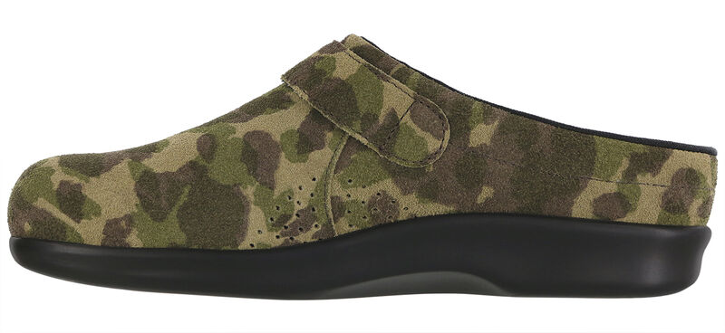Clog Camo Left .75 View