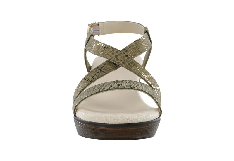 Delight Olive Gold Right .75 View
