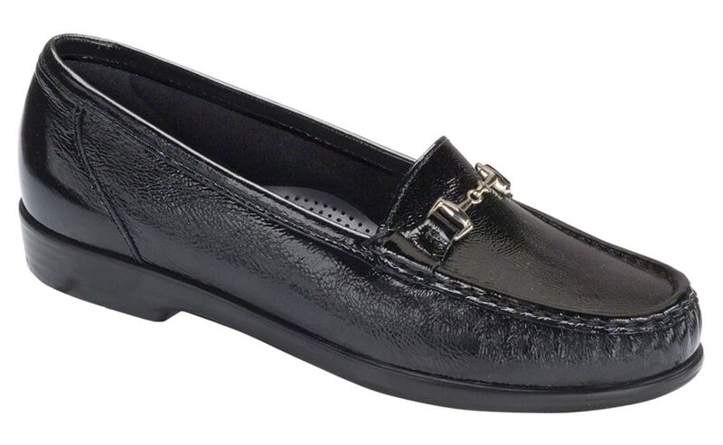 Metro Black Patent Right .75 View