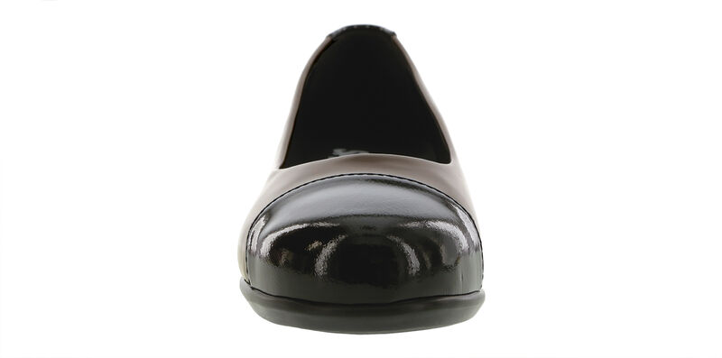 Scenic Cap Toe Black/Pecan Right Front View