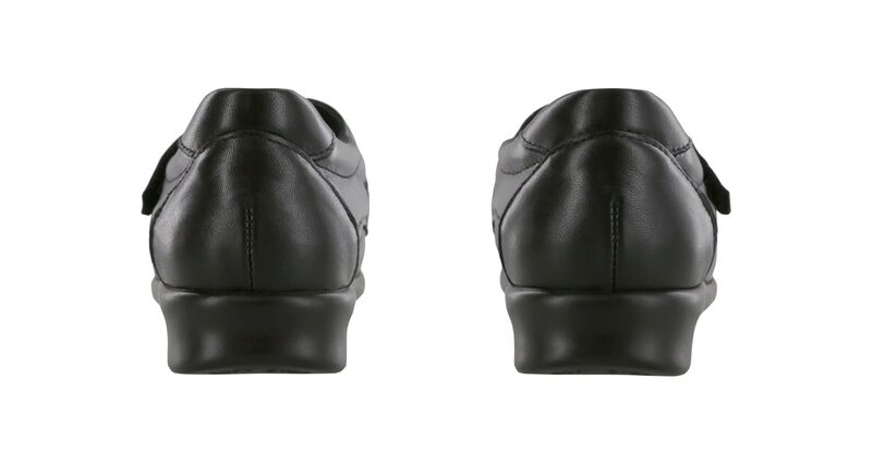 Willow Black Smooth Rear View