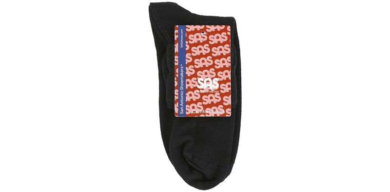 Mayo Ruffled Diamond Medium Socks Front View