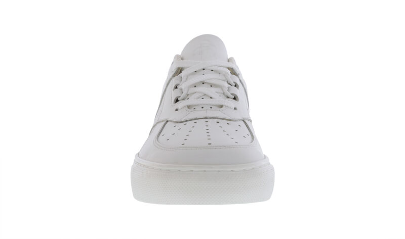 High Street Whiteout Right Front View