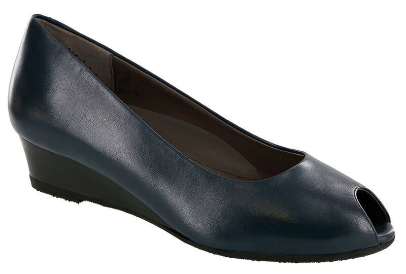 Scarlett Navy Right .75 View