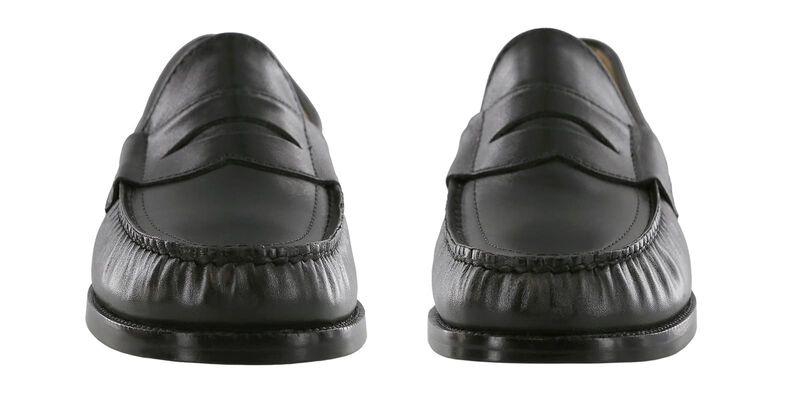 Penny 40 Black Front View