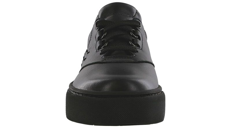 Free Rein 2 Matte Black Front .75 View