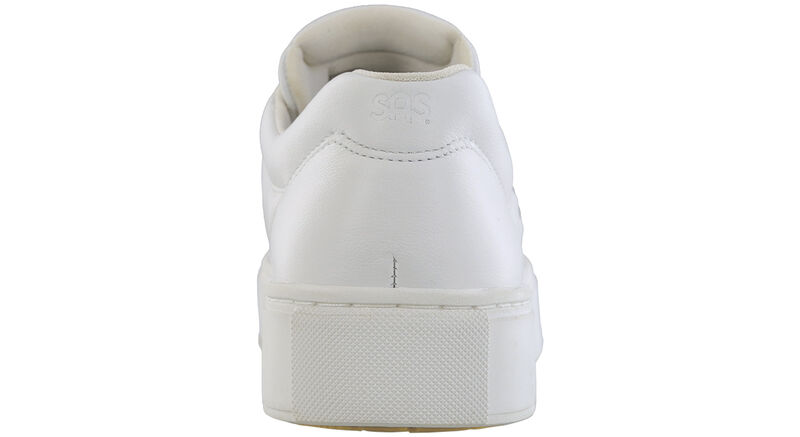 Free Rein Chalk Rear View