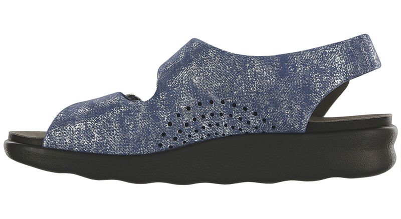 Relaxed Silver Blue Right Side View