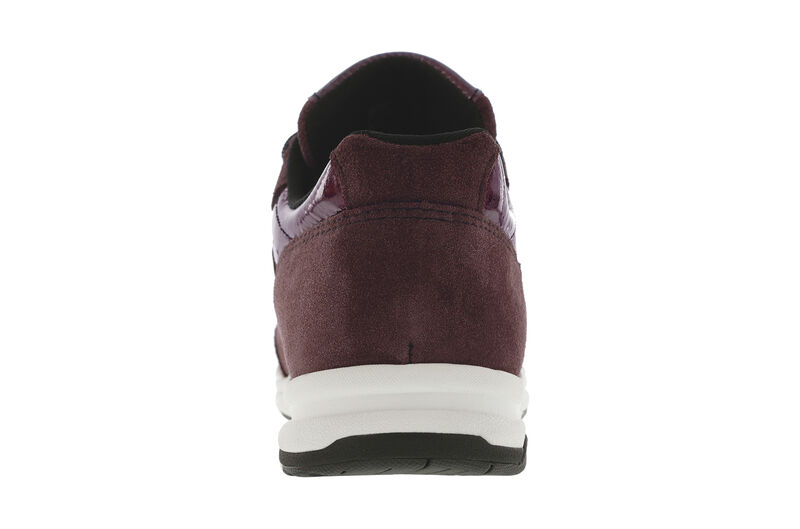 TourII Rhubarb Vino  Rear View