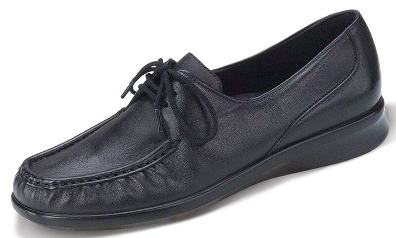 Petra Black Left .75 View